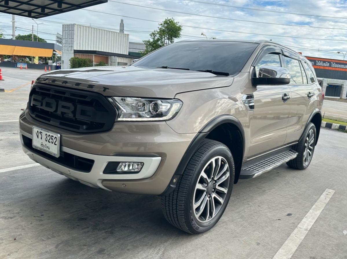 Ford Everets 2.0 Turbo Titanium 2WD ปี 2018/2562